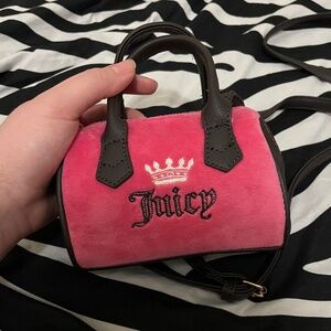 Mini Juicy Couture Bowler 💖💖